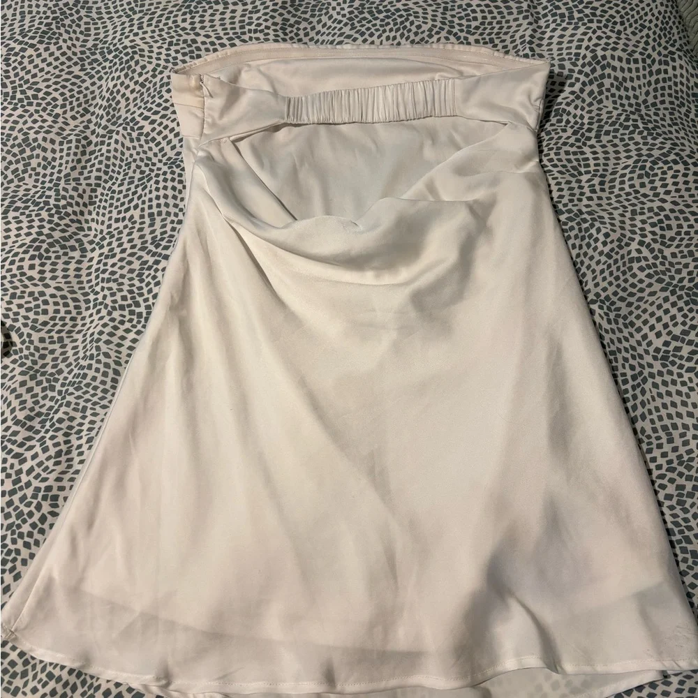 Princess Polly White Strapless Dress - Picture 4 of 4